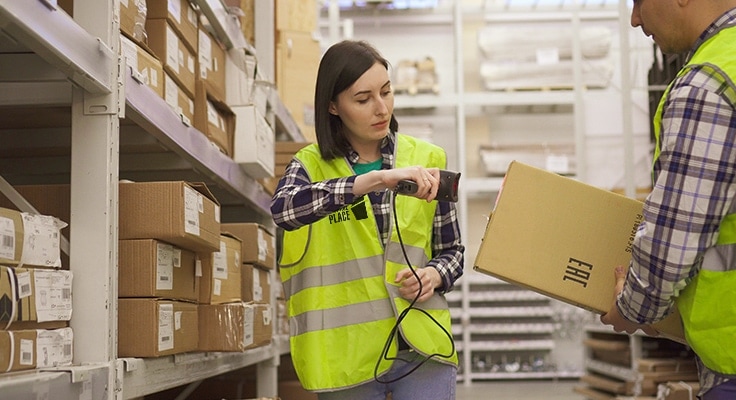 Pick and pack warehouse services