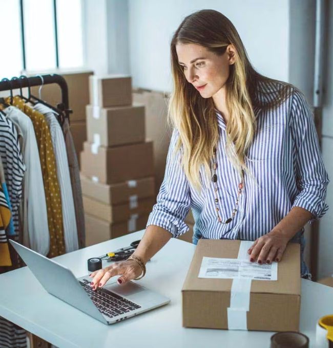 pick and pack fulfillment center